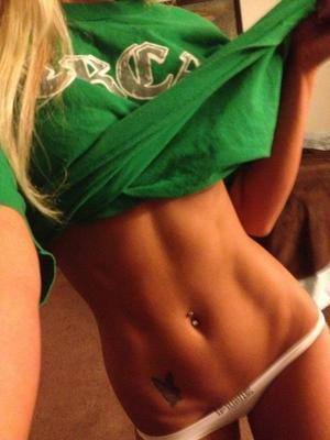 Meet Carla (19) | California Adult Dating Profile