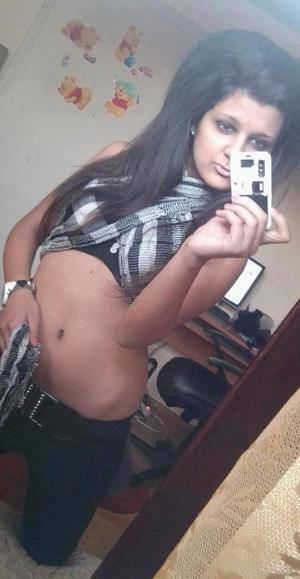 Latoya (28), Pennsylvania | Casual Encounters and Chat