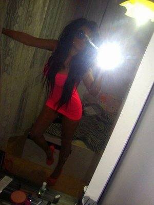 Robyn, 21 in New Mexico | Younger Adult Woman, Older Men