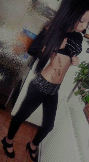 Meet Genesis (18) from Nevada | No-Strings Adult Dating