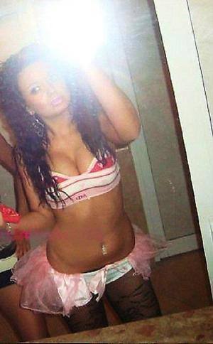 Connect with Ariel (29) in Pennsylvania | Adult Dating