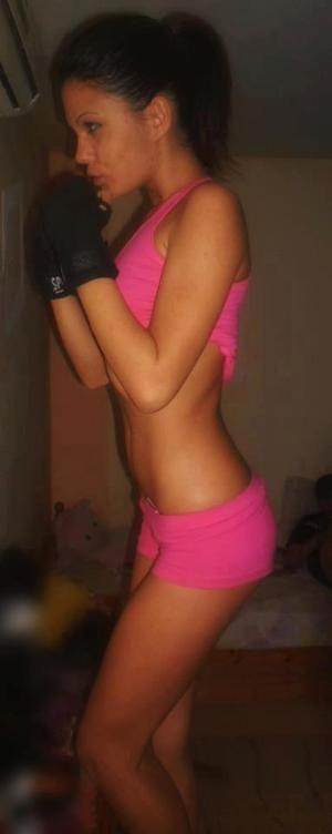 Photo of Greta (20) from California dating profile