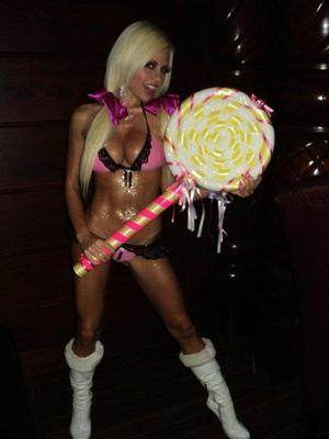 Ally (26) in New York, adult profile photo