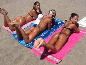 Elizabeth, 26, California | Younger Adult Woman Seeking Older Men