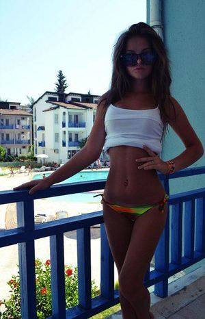 Marilyn (19) in Quebec | Local Adult Woman