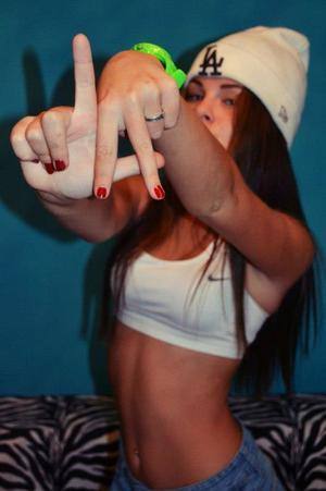 Dominique (18) in Alabama | Local Adult Woman