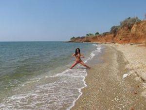 Cora (20) in Colorado | Local Adult Woman