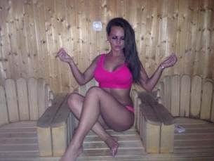 Adult dating profile photo of Taryn (24) in Quebec