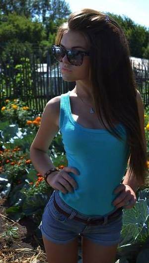 Photo of Cassandra (28) from Greenville, SC dating profile