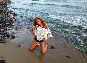 Chat with Alexandra (24) | Nebraska Local Women