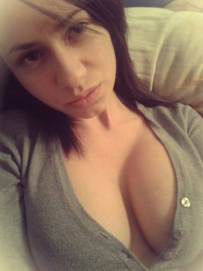 Emilee, 19, California | Nearby Adult Singles