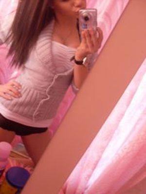 Meet Alexis (30) from South Dakota | Local Dating Profile