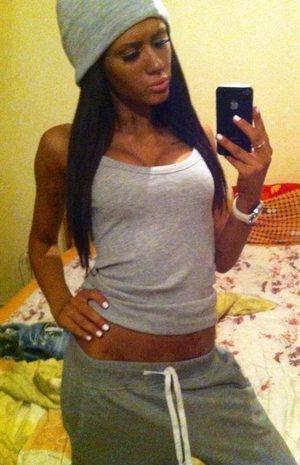 Meet Kimberlee (21) from California | Local Dating Profile