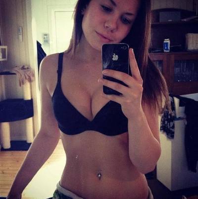 Chat with Aimee (26) | Quebec Local Women
