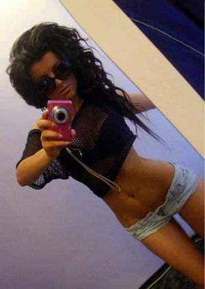 Lindsay (24) in Quebec | Local Adult Woman