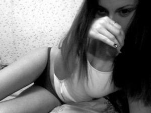 Meet Jasmin (21) from Ohio | Local Dating Profile