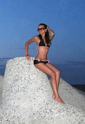 Chat with Skyla (29) | Wisconsin Local Women