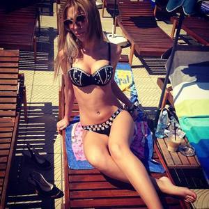 Chat with Kristen (22) | Missouri Local Women