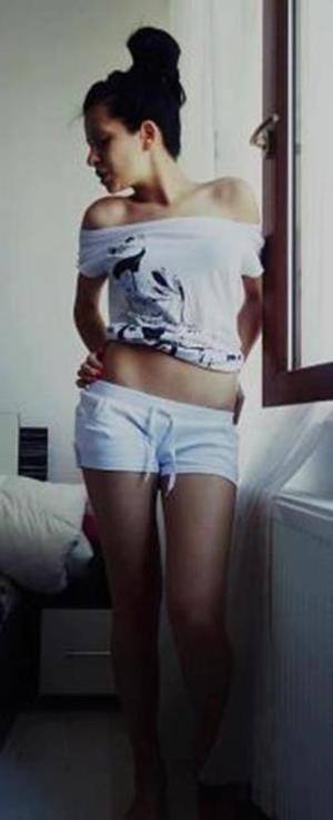 Kelli (30) from Madisonville, KY profile image