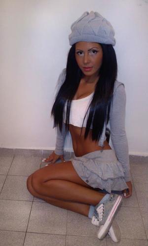 Kaliyah from South Carolina is interested in nsa sex with a nice, young man
