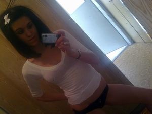 Looking for girls down to fuck? Trudi from Albuquerque, New Mexico is your girl