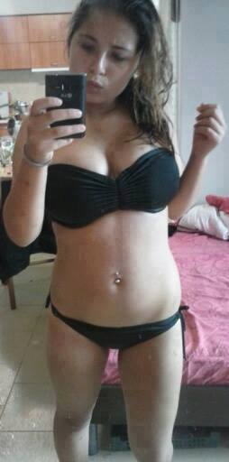 Finding a fuck buddy like Shayna from Illinois has never been easier