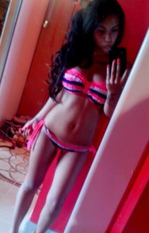 Escorts like Alma are down to fuck you now!