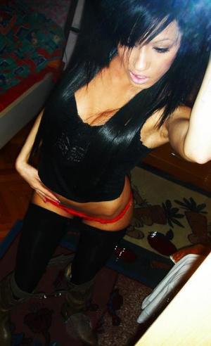 Finding a fuck buddy like Karlie from New Mexico has never been easier