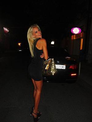Raven is a cheater looking for a guy like you!