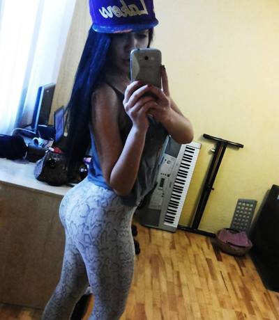 Looking for local cheaters? Take Vashti from Millburn, New Jersey home with you