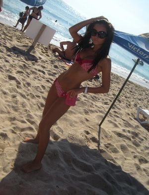Looking for local cheaters? Take Alena from New York home with you
