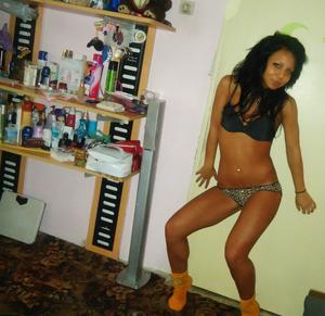 Libby from New York is DTF, are you?