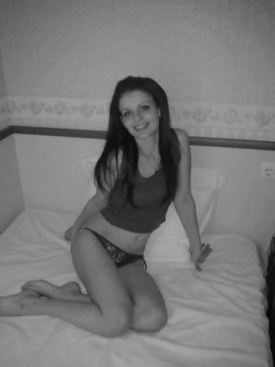 Escorts like Jayleen are down to fuck you now!
