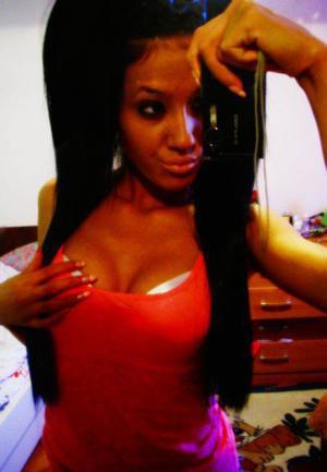Looking for local cheaters? Take Mia from Tennessee home with you