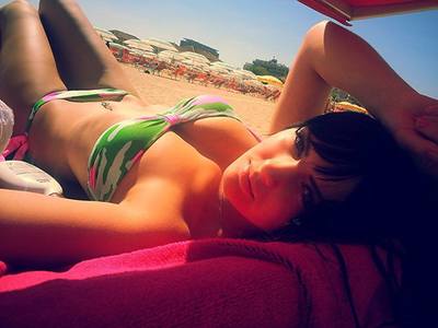 Azaria from Delaware is interested in nsa sex with a nice, young man