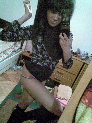 Looking for local cheaters? Take Diana from Arizona home with you