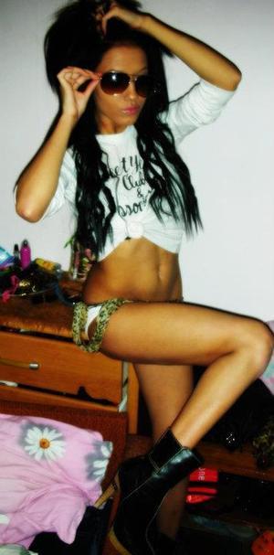 Looking for girls down to fuck? Angelique from North Dakota is your girl