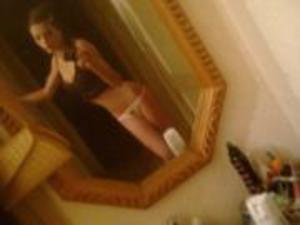 Looking for local cheaters? Take Kennedi from Florida home with you