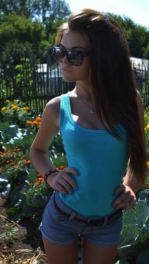 Isla is a cheater looking for a guy like you!
