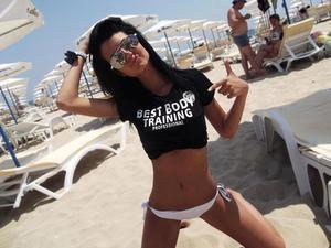 Larissa is a cheater looking for a guy like you!