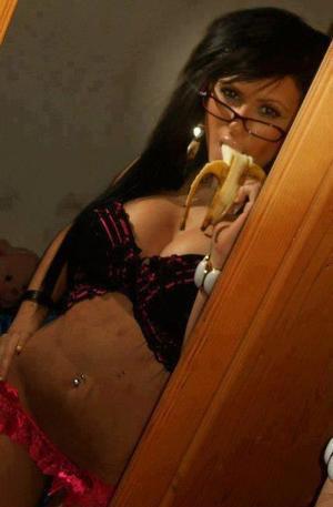 Escorts like Vivian are down to fuck you now!