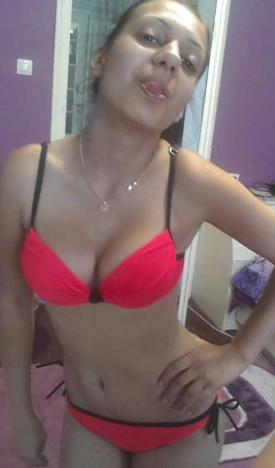 Felicia is a cheater looking for a guy like you!