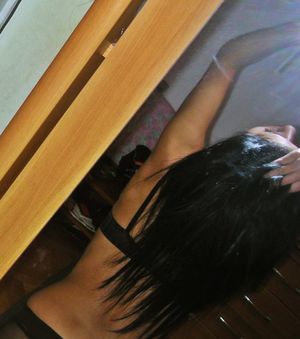 Colleen from Maryland is looking for adult webcam chat