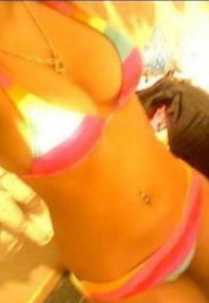 Looking for girls down to fuck? Alycia from Oregon is your girl