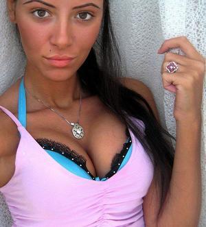 Dominique from Ohio is interested in nsa sex with a nice, young man