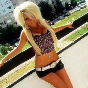Shauna from Washington is looking for adult webcam chat