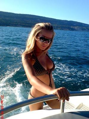Lanette from Buchanan, Virginia is looking for adult webcam chat
