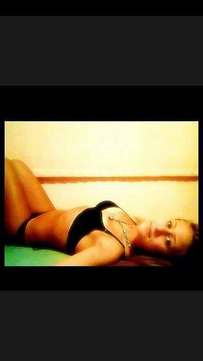 Tashina from Norman, Oklahoma is looking for adult webcam chat