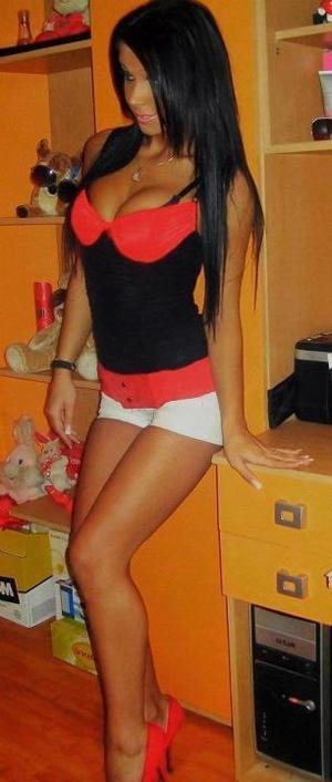 Cassidy from Utah is looking for adult webcam chat