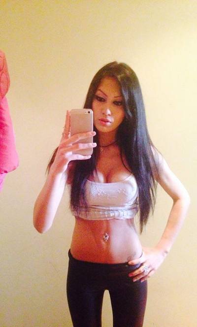 Adeline is a cheater looking for a guy like you!